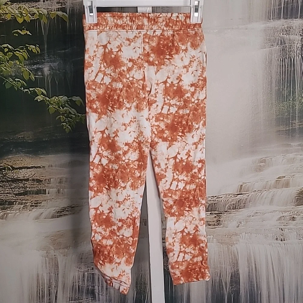 New with tags! Cat & Jack Boys Small orange copper tie dye sweatpants
